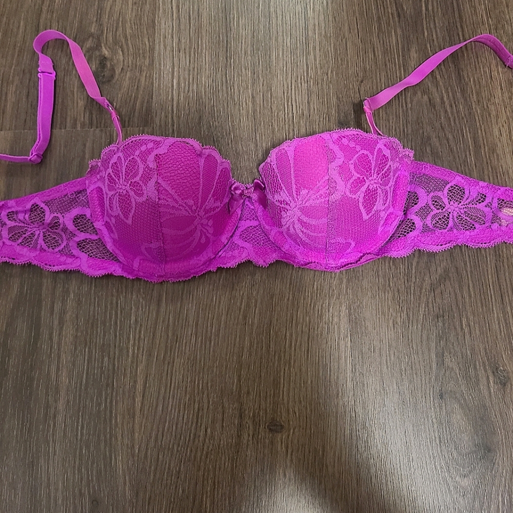 Pink La SENZA push-up Bra, Size 30B